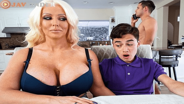 BangBros Step Mom's New Fuck Toy Alura Jenson - Server 1
