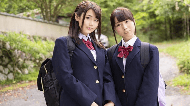 SOD CREATE 107OKYH-023 Student under the school excursion found at Hakone hot spring in Sakura and Momoka Onsen Why do not you join a man is hot water with your friends - Server 2