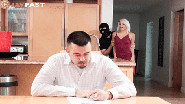 RealityKings Robber Banged My Girlfriend Rhonda Rhound - Server 1