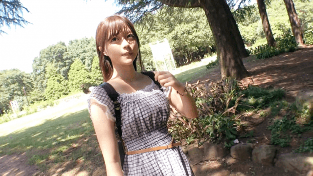 FHD Takara TV 261ARA-404 Pristine image of a college student is excited been taken - Server 2