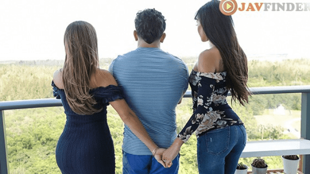 FamilyStrokes Hot And Spicy Stepmom Sex - Server 1