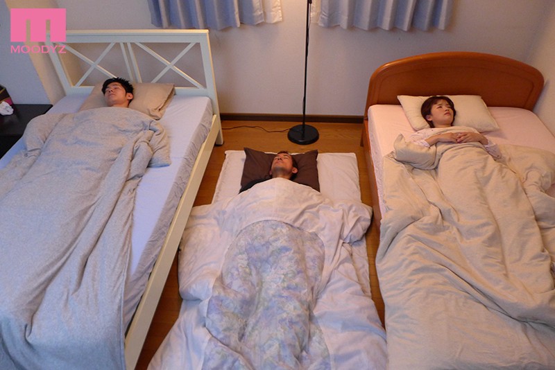 MIAA-242 MOODYZ NTR Underneath The Futon That Day Underneath The Futon Next To Me My Little Stepsister Was Having Lovey Dovey Creampie Sex With My Friend Yui Nagase - Server 1