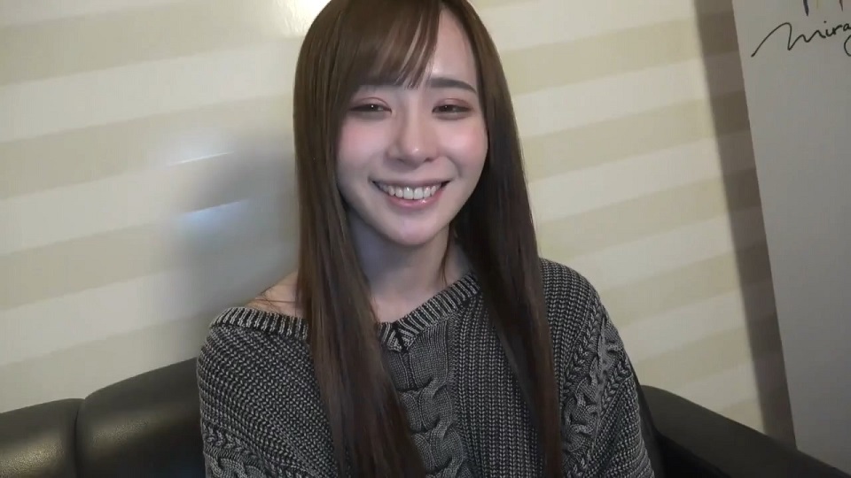 FC2-PPV 1384193 Fair-skinned Beautiful Girl Saddle Defeat - Server 1