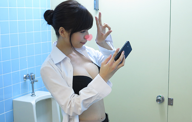 FC2-PPV 1401176 Hidden Camera Plump Areola God Milk OL Dangerous Video To Post Selfie Erotic Dirt In The Company Toilet Shock There Is A Review Privilege - Server 2